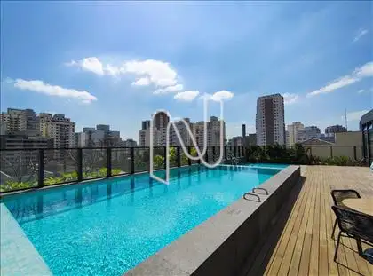 PISCINA 