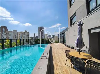 PISCINA 
