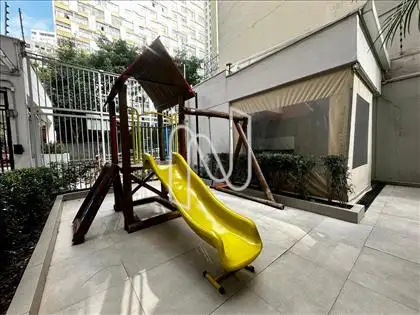 PLAYGROUND 