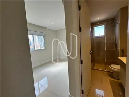 DORMITÓRIO E BANHEIRO SUÍTE 2
