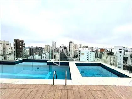 PISCINA 