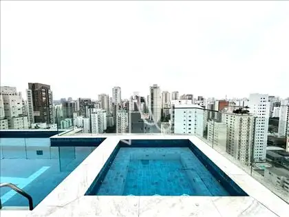PISCINA 