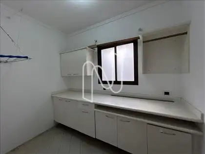 quarto de empregada / área de serviço 