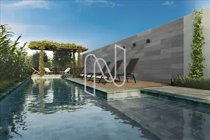 PISCINA 