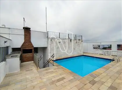 PISCINA 