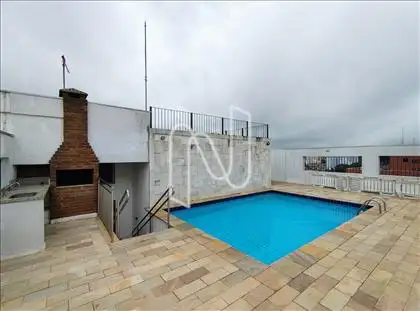 PISCINA 