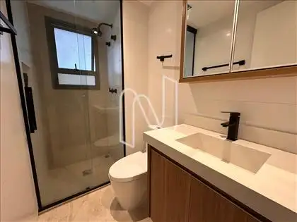 BANHEIRO SUITE III 