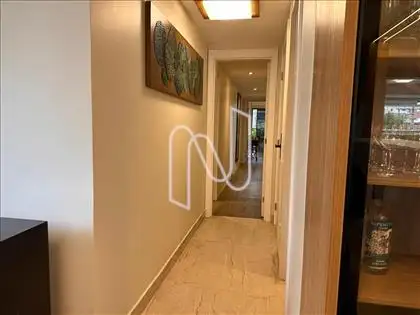 hall suites 