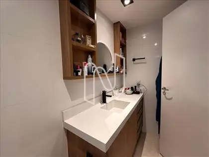 BANHEIRO SUITE II 