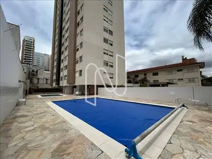 PISCINA 
