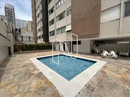 PISCINA 