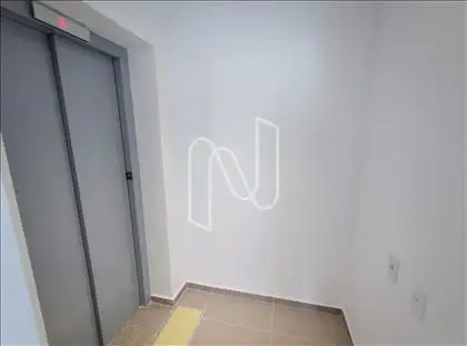 ELEVADOR PRIVATIVO DO APARTAMENTO 