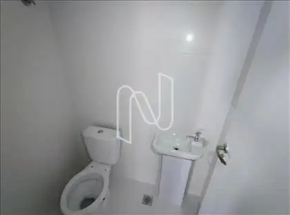 WC DE EMPREGADA 