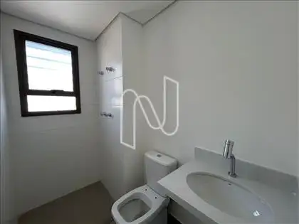 SUITE 