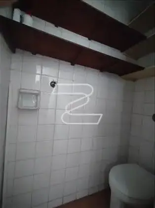 BANHEIRO NA ÁREA SERVIÇO