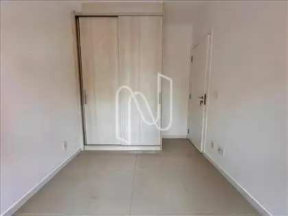 DORMITÓRIO 02 