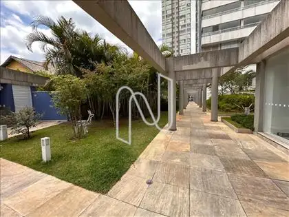 ÁREA JARDIM 