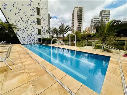 PISCINA COM DECK 