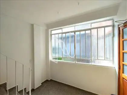 ÁREA DE SERVIÇO 