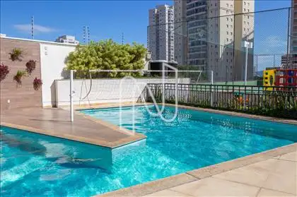 PISCINA 