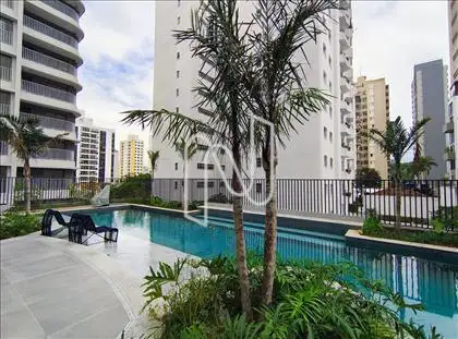 PISCINA 