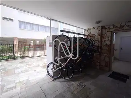 BICICLETÁRIO  