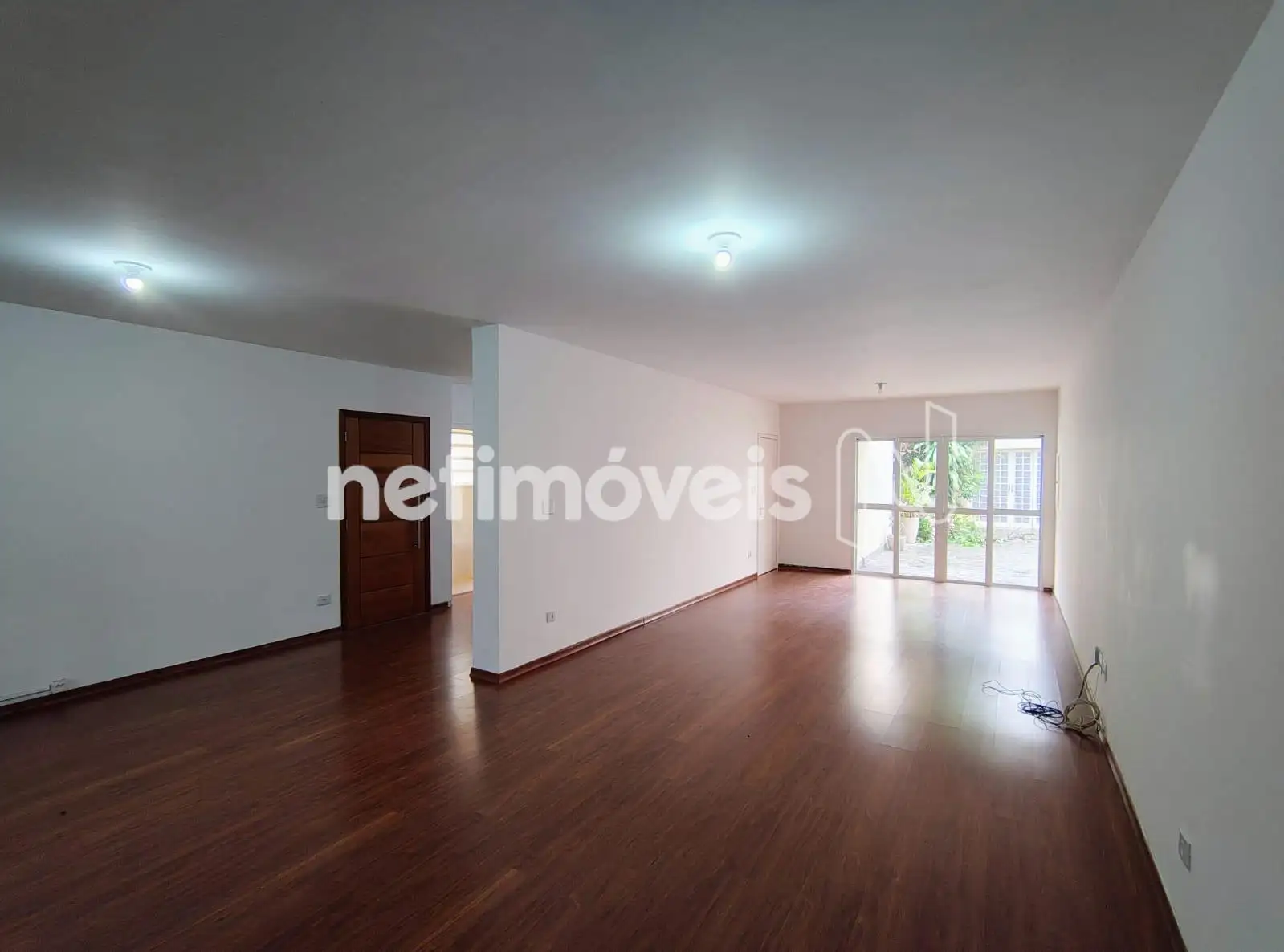  SALA