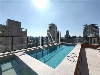 PISCINA 