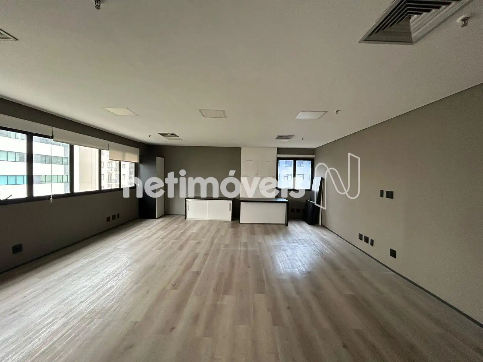  SALA