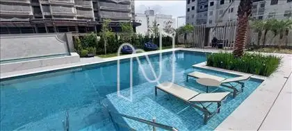 PISCINA 
