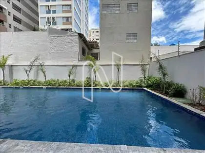 PISCINA  