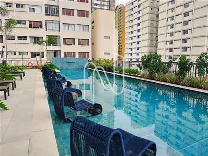 PISCINA 