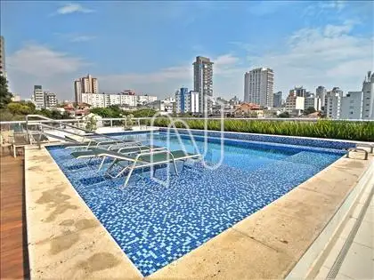 PISCINA DESCOBERTA COM DECK