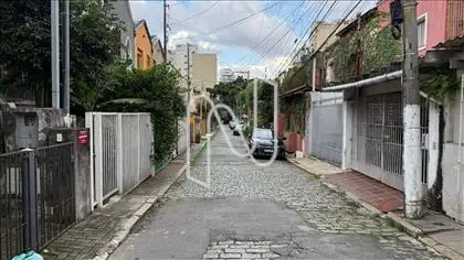  RUA COM TRAFEGO LOCAL