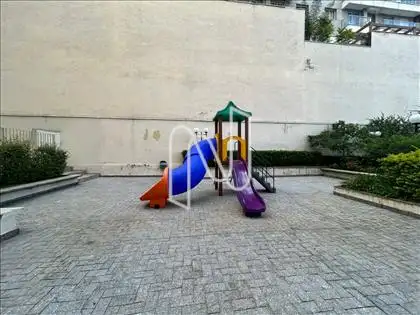 PLAYGROUND 