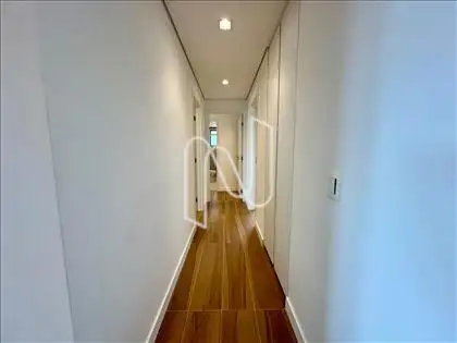 HALL DOS DORMITORIOS COM ROUPEIRO 