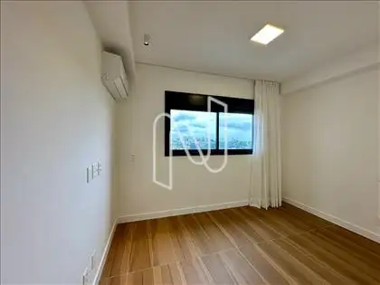 SUITE II 