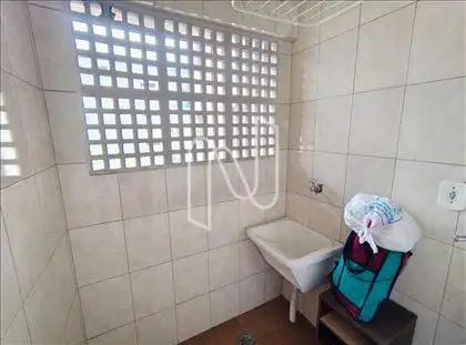 ÁREA DE SERVIÇO 