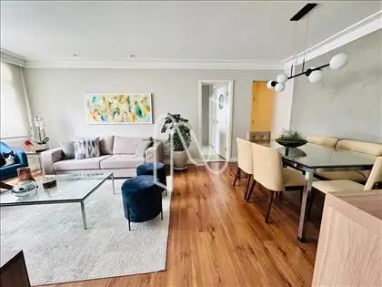 SALA DE ESTAR E SALA DE JANTAR 