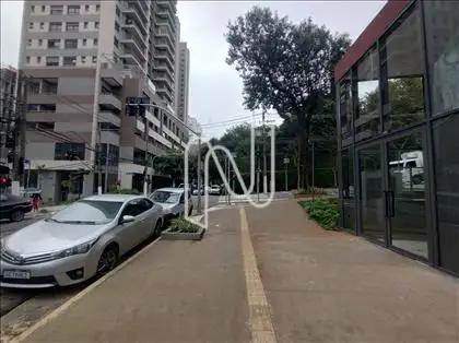 VISTA DA CALÇADA - RUA COM TRAFEGO REDUZIDO  