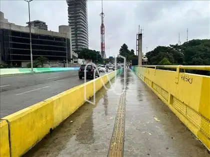 Av. Dr. Arnaldo  