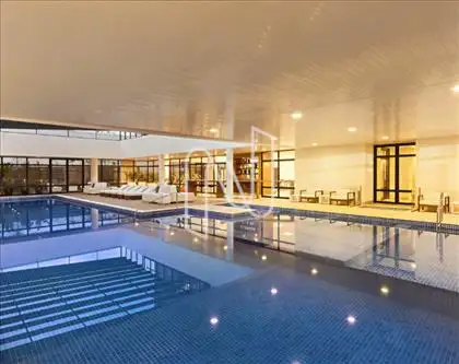PISCINA 