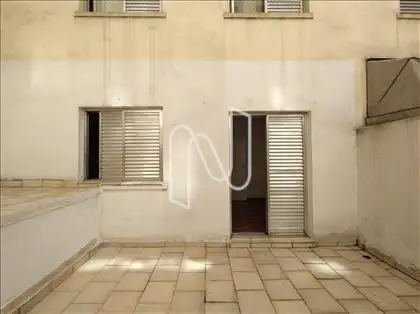 TERRAÇO ACESSO VIA DORMITÓRIO 01