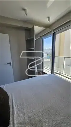QUARTO E VARANDA 