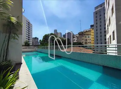 PISCINA 