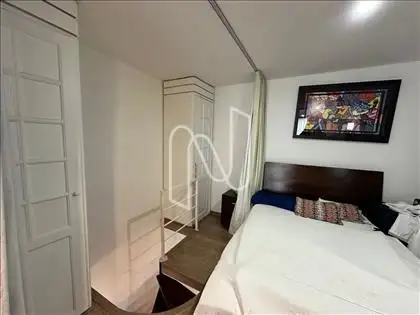 SUITE 