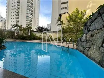 PISCINA 