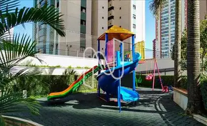 PLAYGROUND 