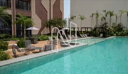 PISCINA 