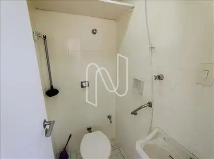 WC DE EMPREGADA 